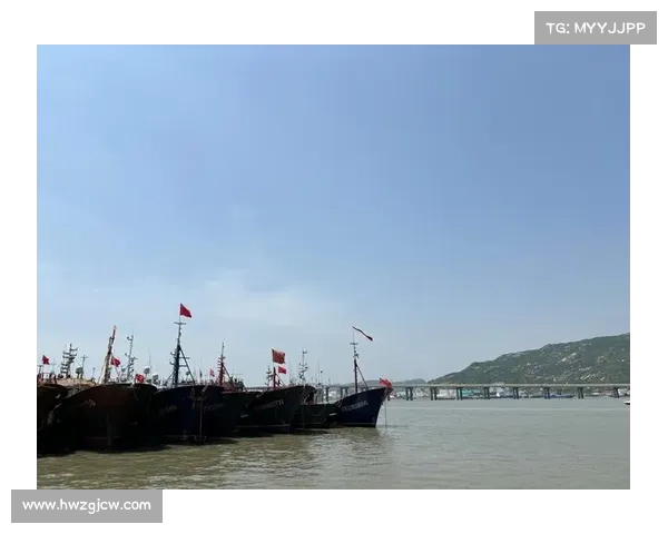 沼光湖底幽怨之谜探寻：历史遗迹与人心纠葛的深层原因